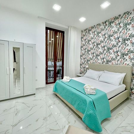 مبيت وإفطار نابولي Virgy House المظهر الخارجي الصورة